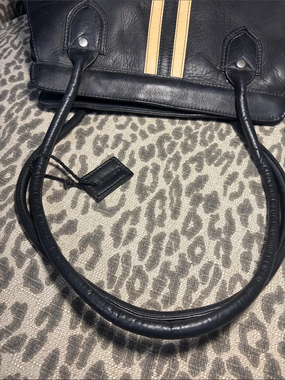 Latico vintage black soft leather striped shoulder bag classic medium purse - Picture 10 of 16
